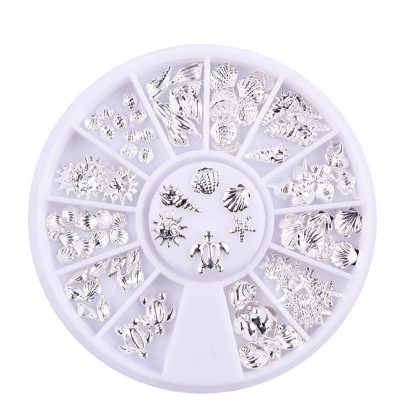 Silver Metallic Nail Decoration in Wheel