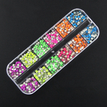 3mm Round Square Fluorescence Rivet Decoration