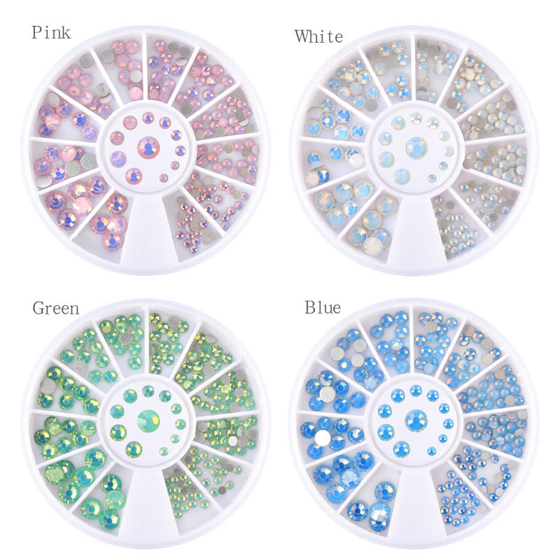 Nail Opal Rhinestones in Wheel