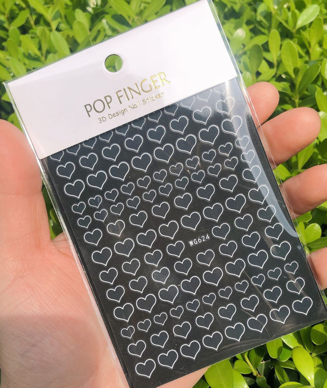WG624 Heart Self-adhesive Nail Sticker