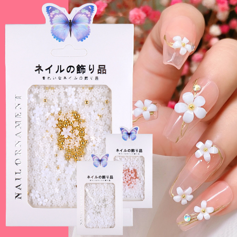 Fashion Resin Little White Flower Mini Steel Ball Mixed Decoration